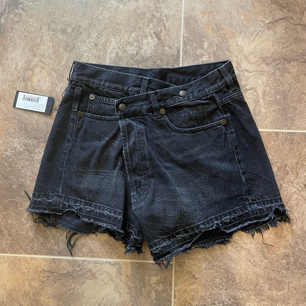 R13 Crossover Short